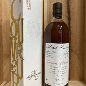 Michel Couvreur Couvreur's Clearach with Gift Box (700ml)